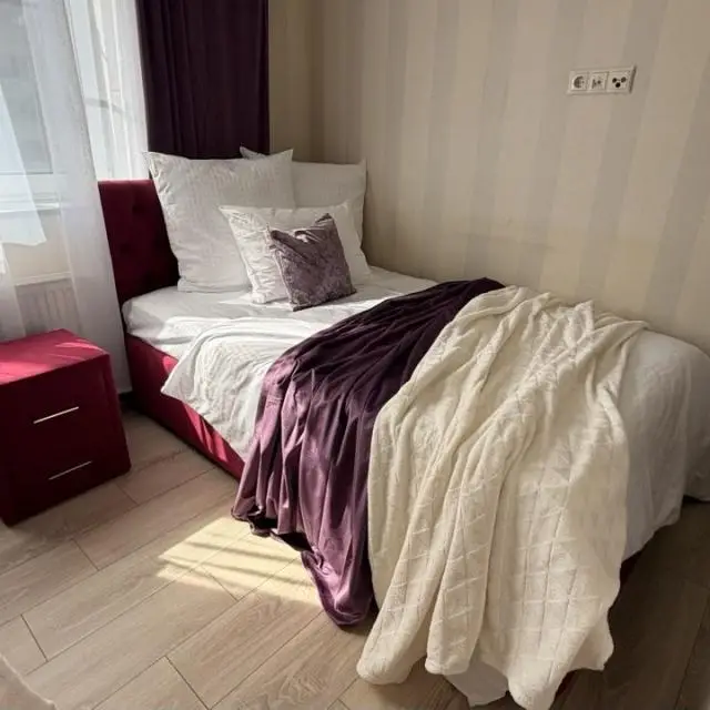 Реальные фото Moment House (Момент Хаус) на улице Молодёжная 4