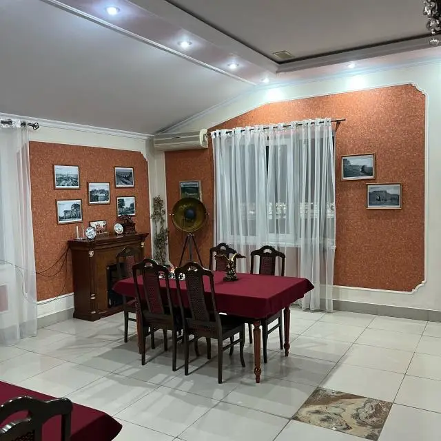 Реальные фото Версаль