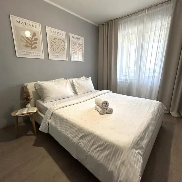 Реальные фото Home Hotel (Хоум Отель) на Гончаренко