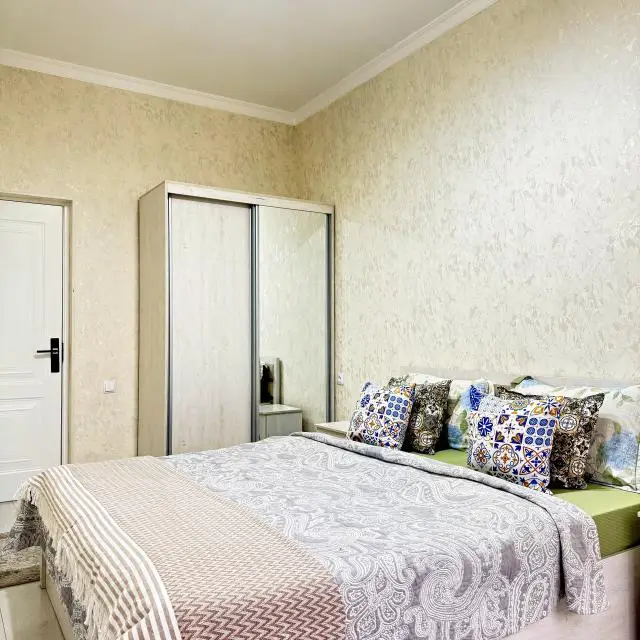 Реальные фото Royal Rentals (Роял Ренталс) на улице Махтумкули 99
