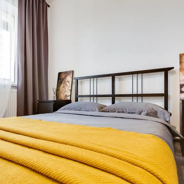 Реальные фото LikeHomeAparts (ЛайкХоумАпартс) на проспекте Европейский 20 корпус 4