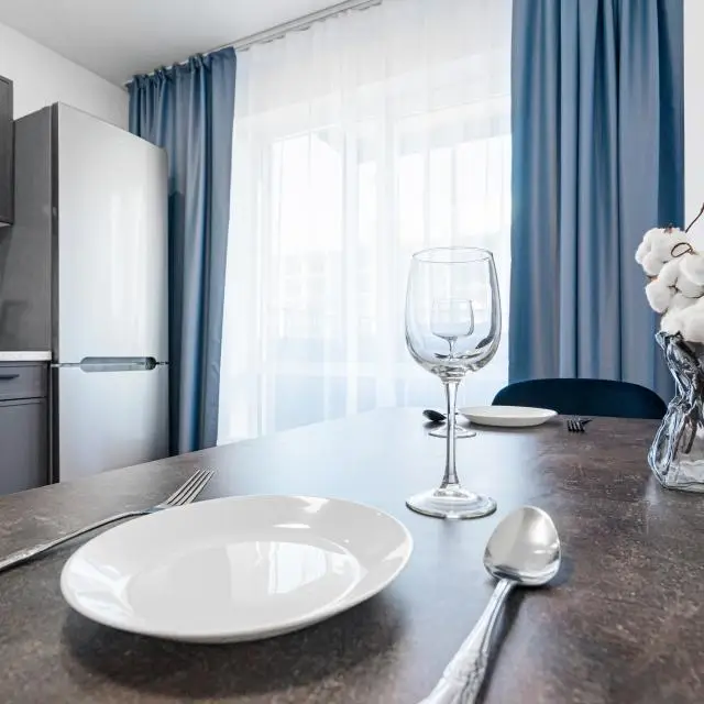 Реальные фото ApartUnit (АпартЮнит) на улице Космонавтов 9Б