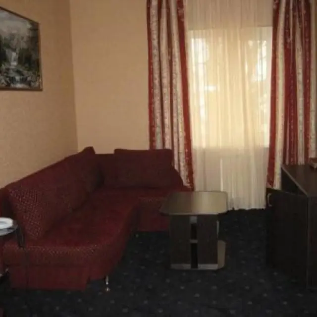 Реальные фото Angel Hotel (Ангел)