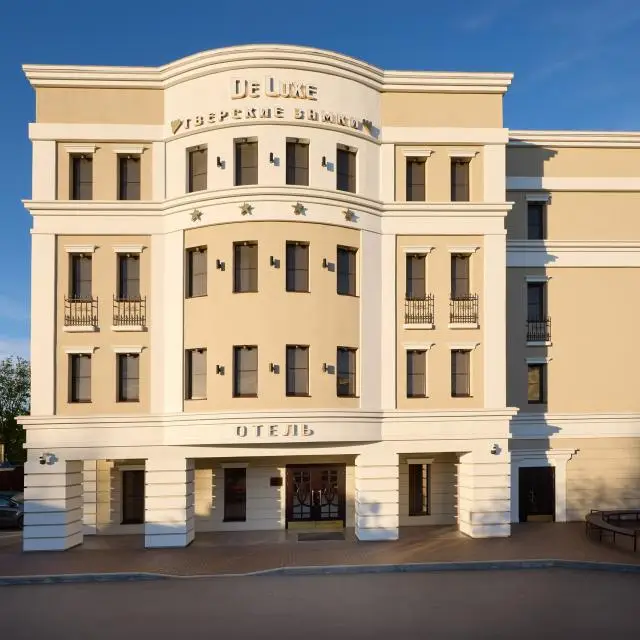 Реальные фото Тверские Замки De Luxe (Де Люкс)