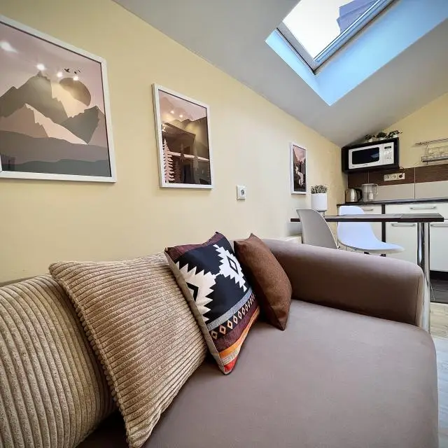 Реальные фото Rental Family Rooms (Рентал Фэмили) на улице 25 Октября