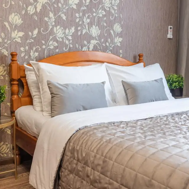 Реальные фото HomeHotel (ХоумОтель) на улице Белозерская 1