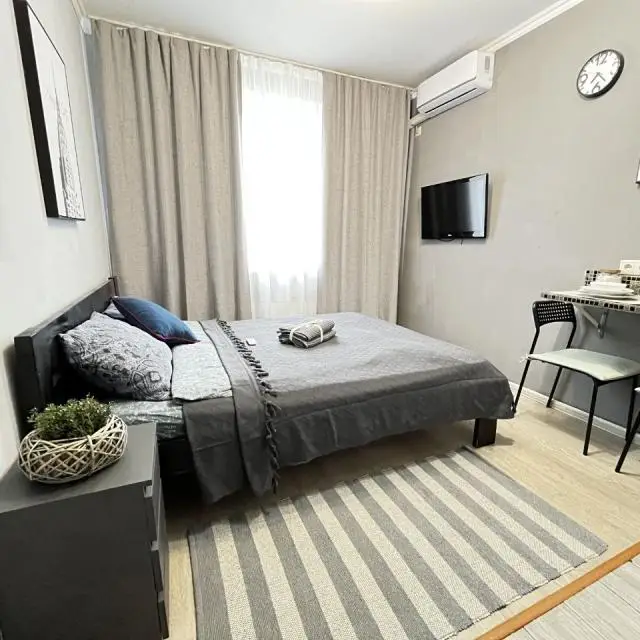 Реальные фото RentMe 24 (РентМи) на улице Сухановская 9