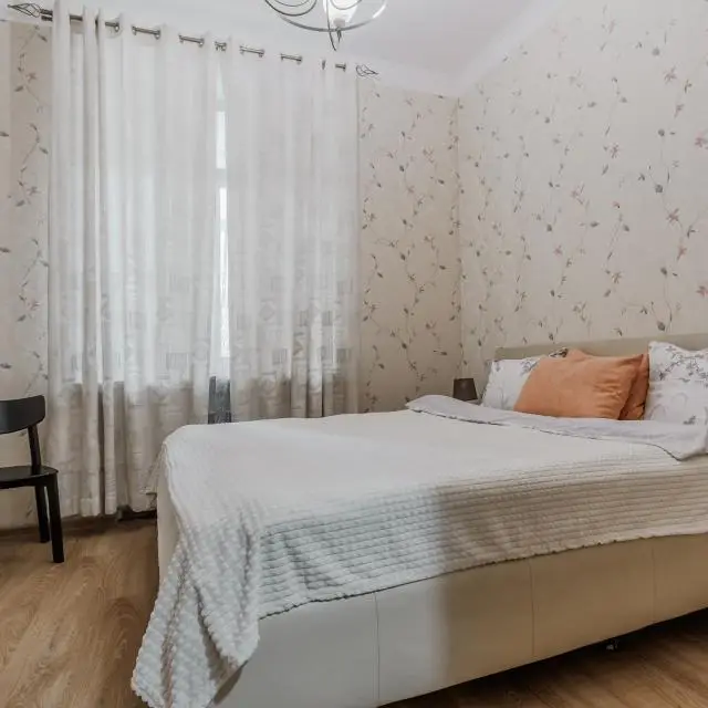 Реальные фото Сеть гостеприимных квартир "Алира". Квартира на Большой Садовой 48