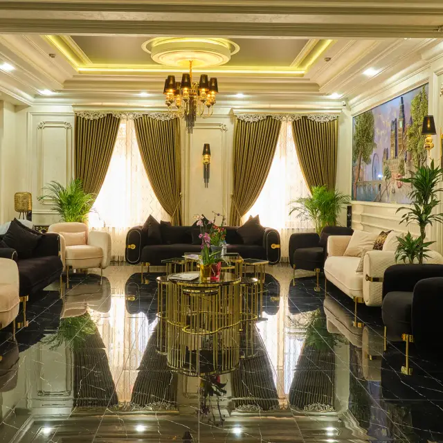 Реальные фото East Star Hotel (Еаст Стар)