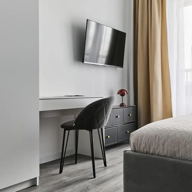 Реальные фото MyHome YourHome на Буденного 15 