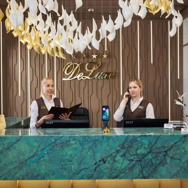 Реальные фото Тверские Замки De Luxe (Де Люкс)