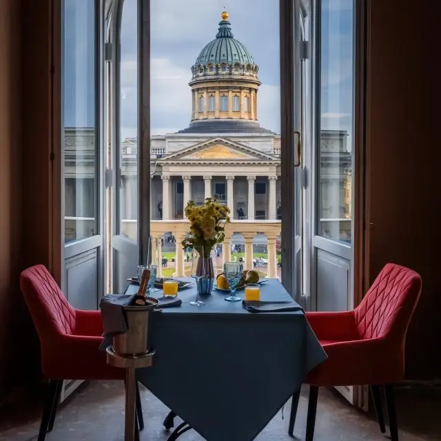 Реальные фото Kempf Nevsky (Кемпф Невский)