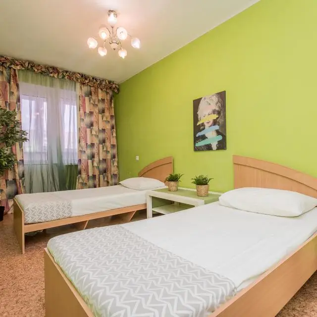 Реальные фото HomeHotel (ХоумОтель) на улице Березовская 102А