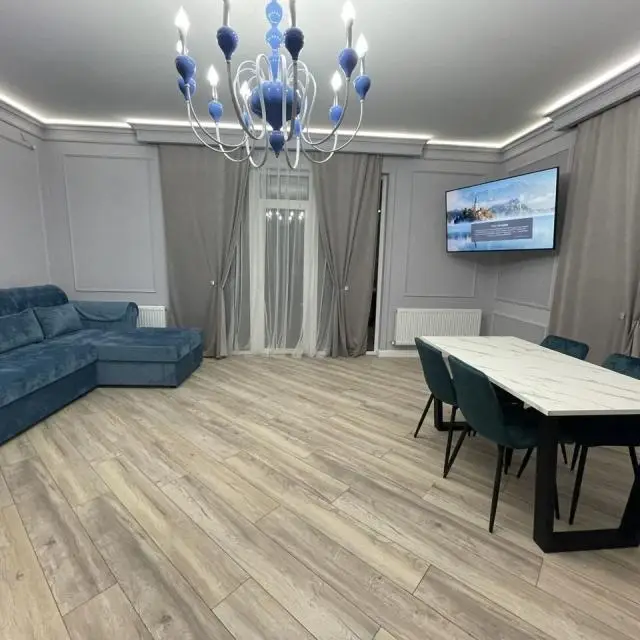 Реальные фото Апартаменты на улице Времена Года 15