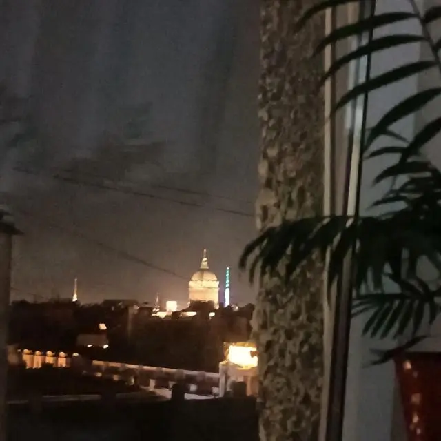 Реальные фото Мир На Садовой