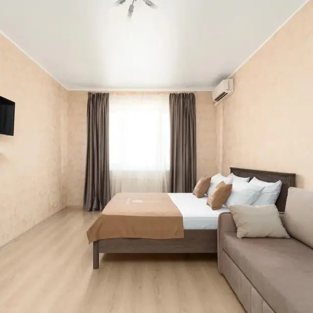 Реальные фото Family Apartments (Фэмили Апартментс) на улице Жлобы 141