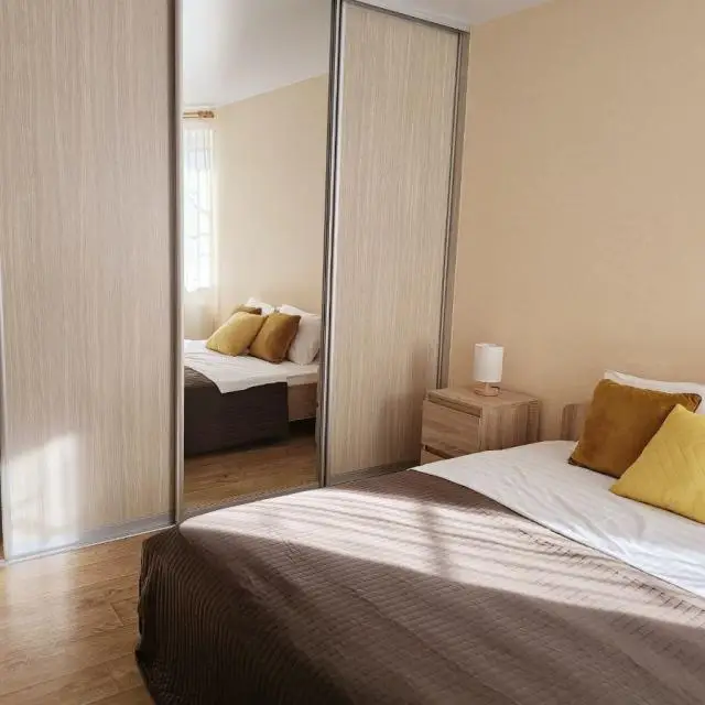 Реальные фото Best Guest House (Бэст Гест Хаус) на улице Глазкова 23