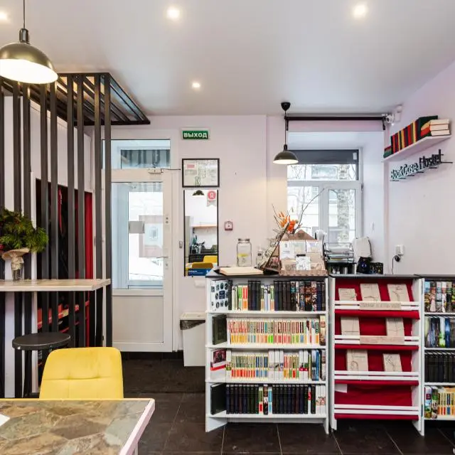 Реальные фото BookCase Hostel (БукКейс Хостел)