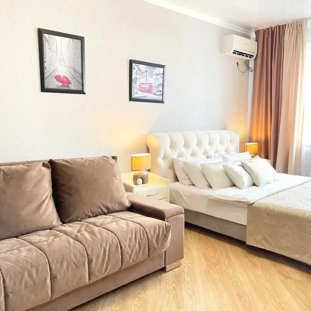 Реальные фото Апартаменты DreamApart (ДримАпарт) на улице Жлобы