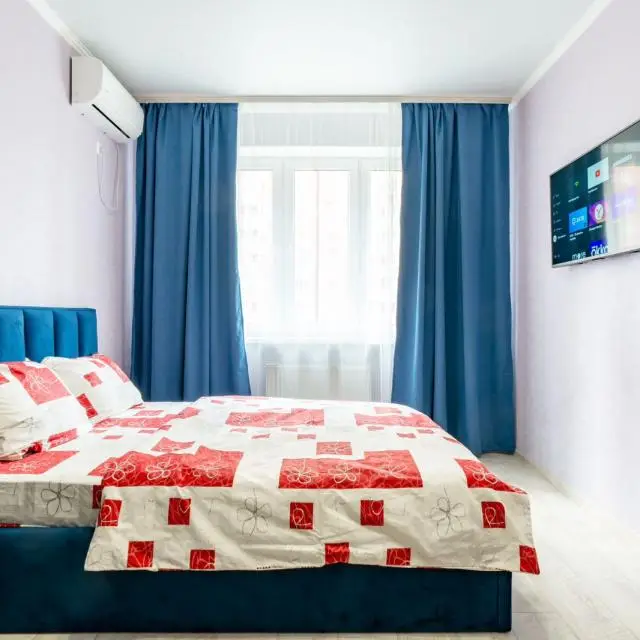 Реальные фото Апартаменты Уют на улице им. Героя Сарабеева В.И. 5 корпус 4 (192)