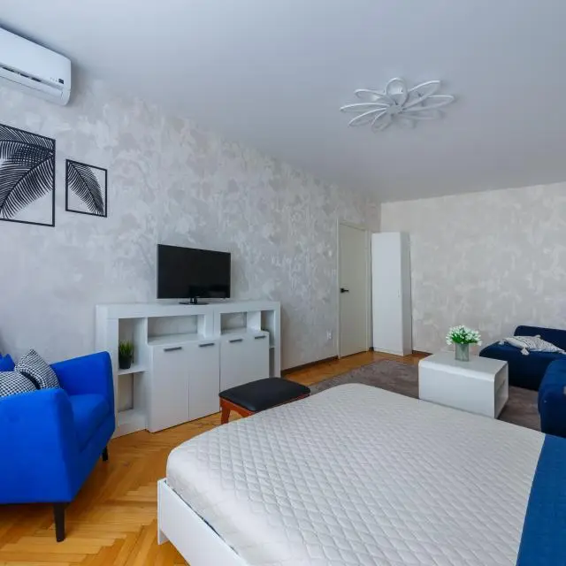 Реальные фото ApartLux (АпартЛюкс) на Новом Арбате 10