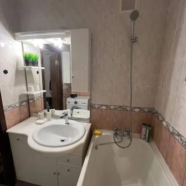 Реальные фото Апартаменты DEXT на улице Алексея Дикого 18