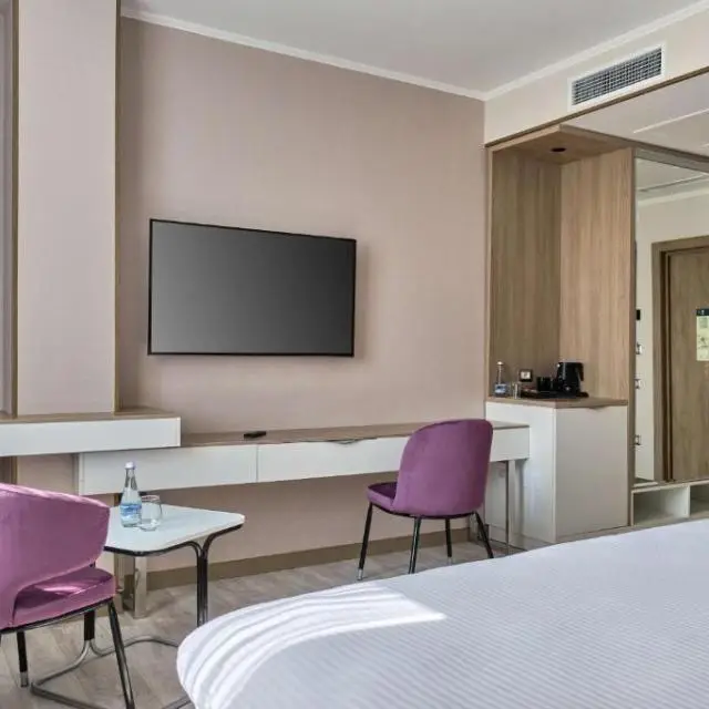 Реальные фото Panarams Tashkent Hotel (Панарамс Ташкент)