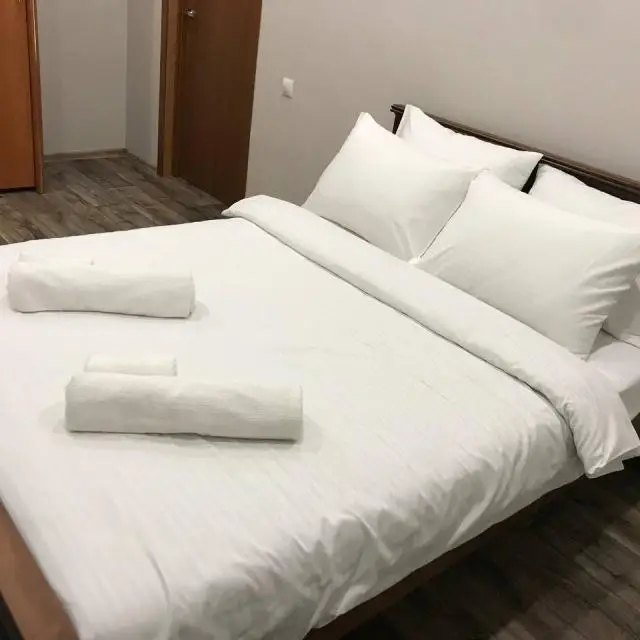 Реальные фото Home Hotel (Хоум Отель) на улице Жолтовоского 2