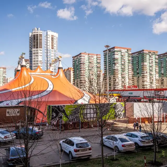 Реальные фото СУТКИ В КРД на улице им. Героя Сарабеева В.И. 5 к3