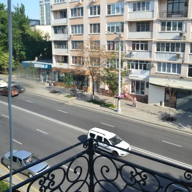 Реальные фото Box Hotel Valiano (Вальяно)
