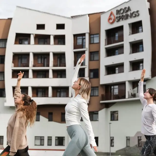 Реальные фото Life Balance Hotel Rosa Springs (Лайф Бэланс Роза Спрингс)