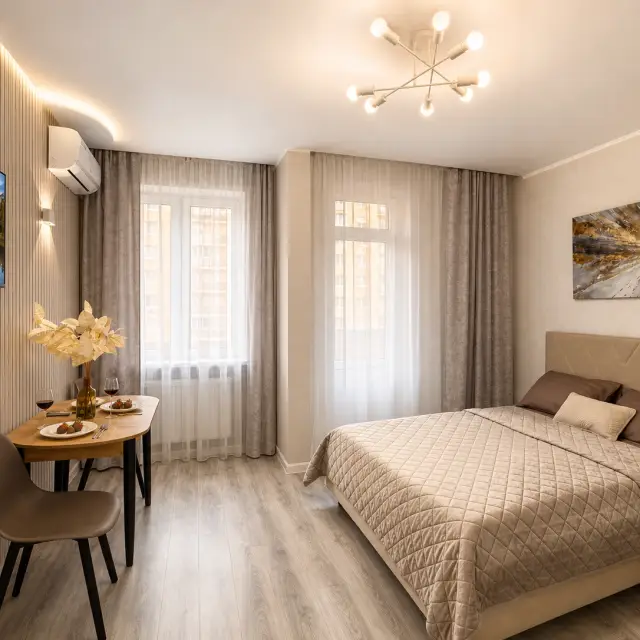 Реальные фото Апартаменты "Шоколадный брауни" на ул. Летчика Позднякова 2к21 