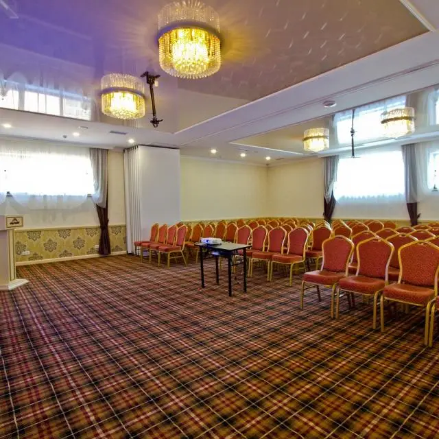 Реальные фото City Hotel Bishkek (Сити Отель Бишкек)