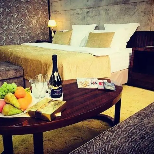 Реальные фото Royal Hotel Riz (Роял Риц)