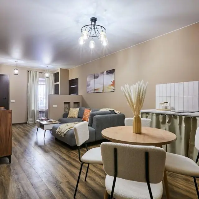 Реальные фото FlatStay Грибоедова 22 | 3шка в ТОПовой туристической локации