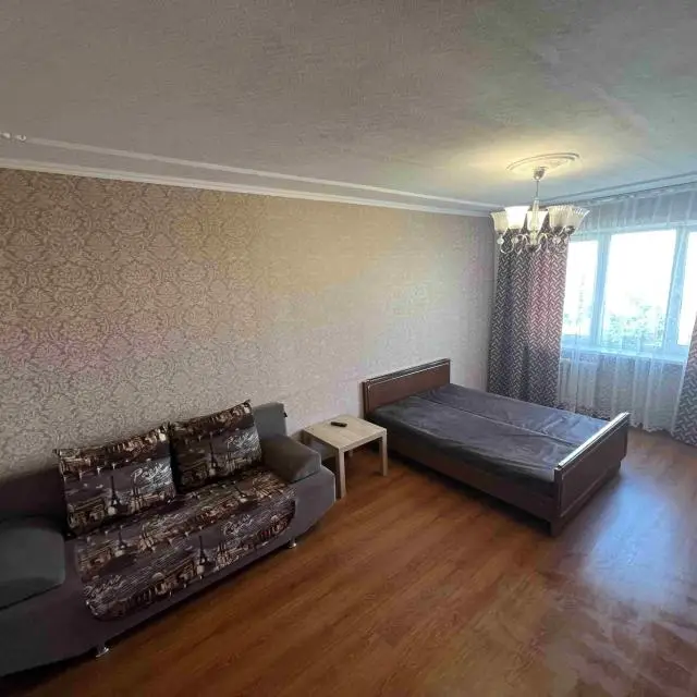Реальные фото Квартира на улице Бурова-Петрова 96Гк1