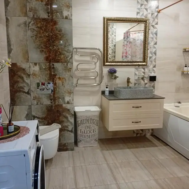 Реальные фото Garmonika Rooms на улице Энергостроителей 22