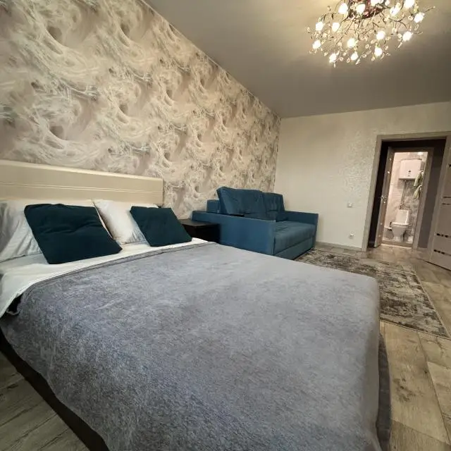 Реальные фото Апартаменты на улице Александра Кривохижина, 8