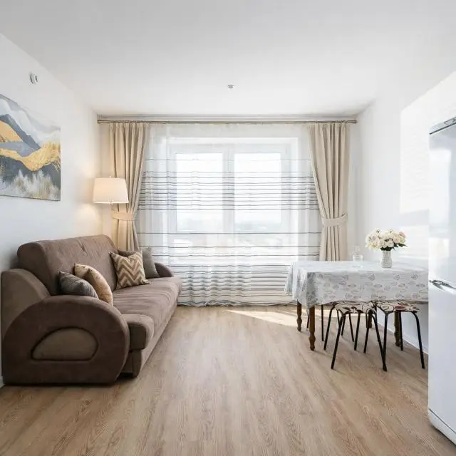 Реальные фото BestFlat24 (БэстФлэт24) на улице Мира 49
