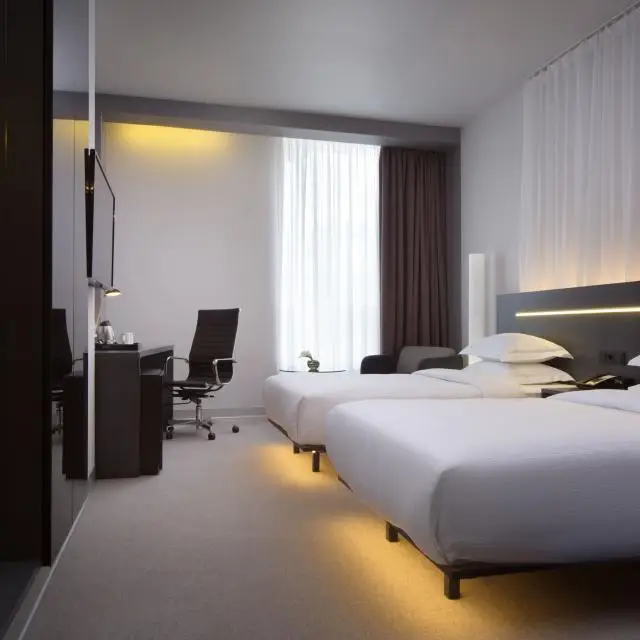 Реальные фото Elements Ekaterinburg Hotel (Элементс Екатеринбург) (бывш. Four Elements Ekaterinburg)