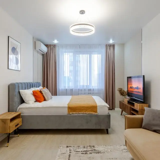 Реальные фото RentPlaza на улице Луначарского 3