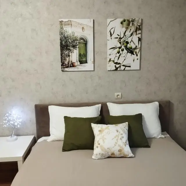 Реальные фото Апартаменты на улице 40 лет Победы 19Б