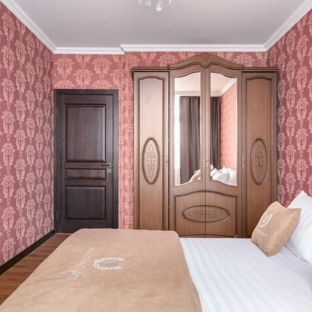 Реальные фото Family Apartments (Фэмили Апартментс) на улице Жлобы 139