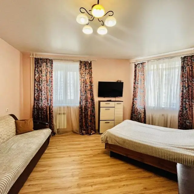 Реальные фото Апартаменты, Победы 11