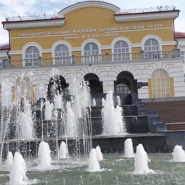 Реальные фото 2 комн.квартира рядом с Русским Драматическим театром