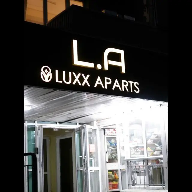 Реальные фото Хостел Luxx Aparts (Люкс Апартс)