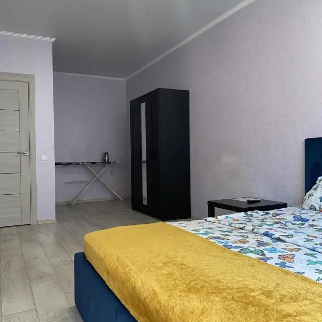 Реальные фото Апартаменты Уют на улице им. Героя Сарабеева В.И. 5 корпус 4 (192)