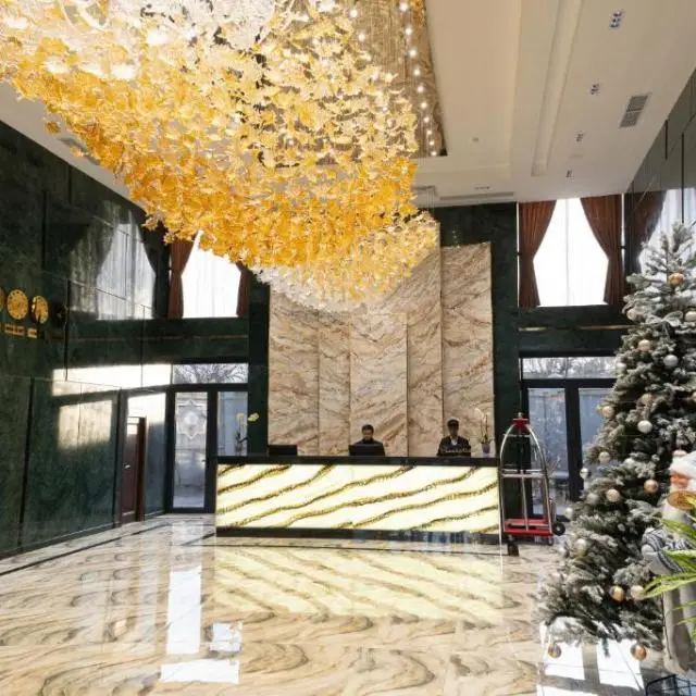 Реальные фото Mir Luxe Plaza (Мир Люкс Плаза)