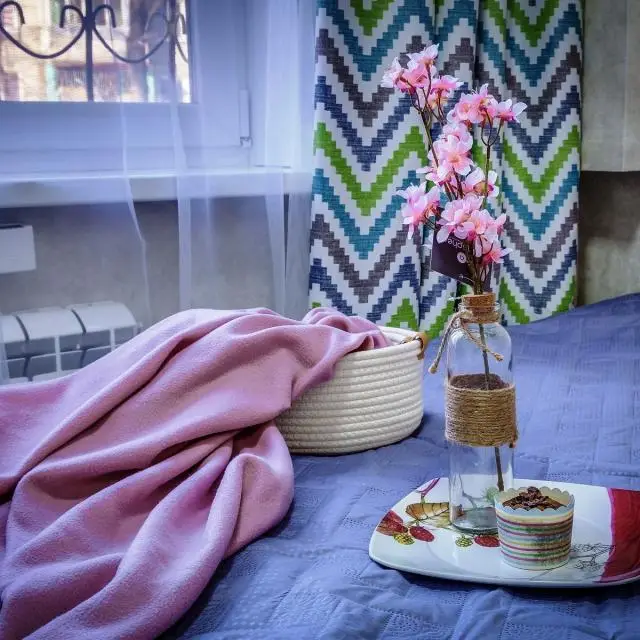 Реальные фото YourHouse (ЙоХаус) на улице Казыбек Би